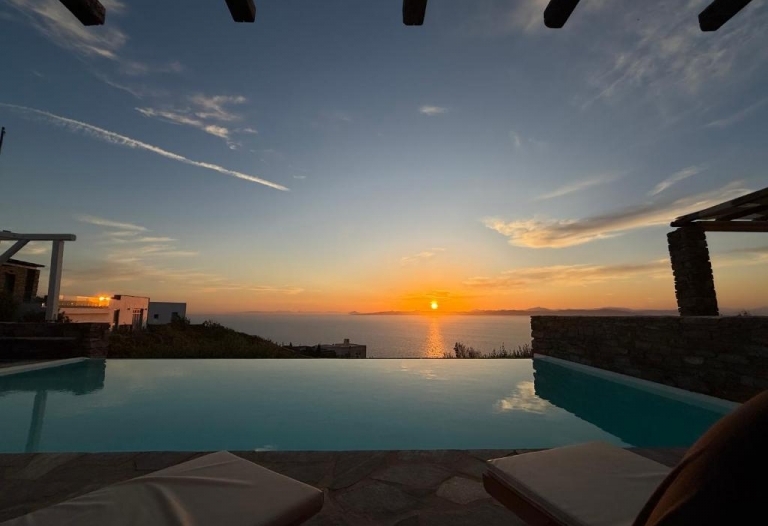 Sunset Villa Xyla
